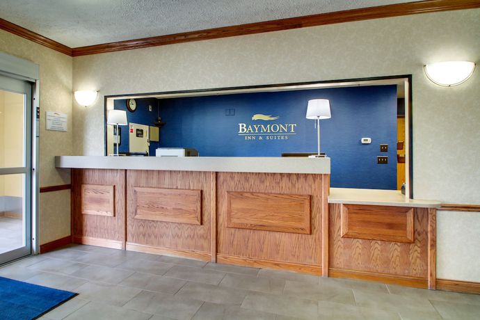 Imagen de los interiores del Hotel Galesburg Inn and Suites. Foto 19