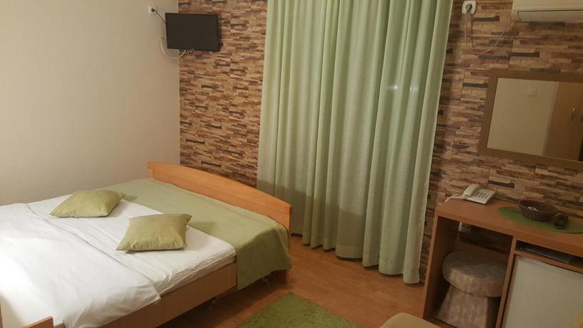 Imagen de la habitación del Hotel Galia. Foto 6