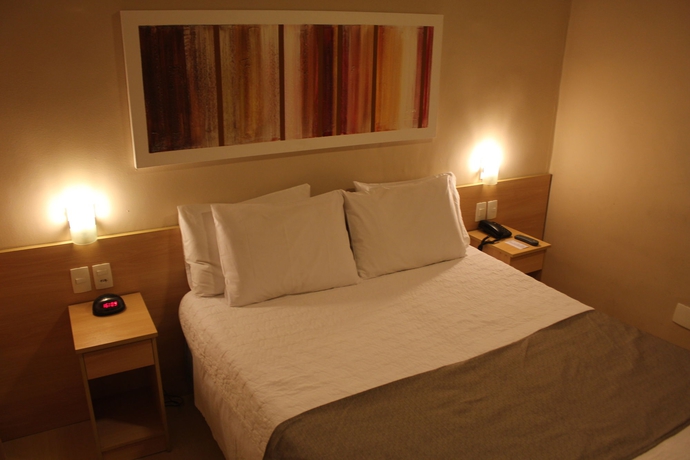 Imagen de la habitación del Hotel Galicia, Centro Rio de Janeiro. Foto 1