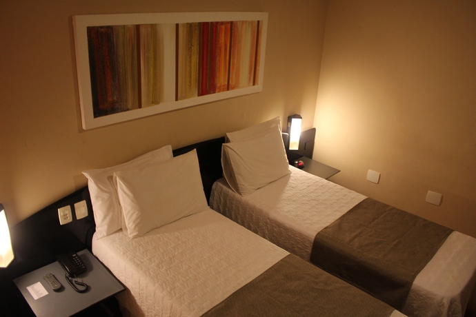 Imagen de la habitación del Hotel Galicia, Centro Rio de Janeiro. Foto 9