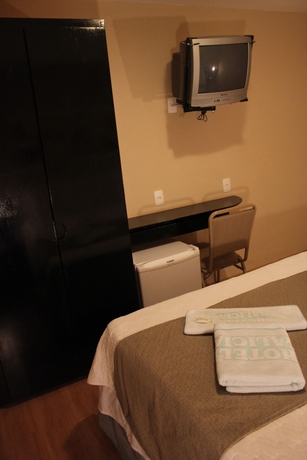 Imagen de la habitación del Hotel Galicia, Centro Rio de Janeiro. Foto 13