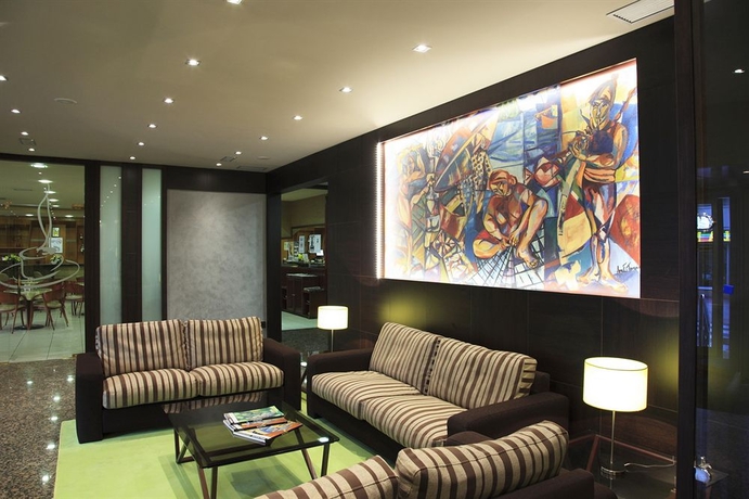 Imagen de los interiores del Hotel Galicia Palace. Foto 8