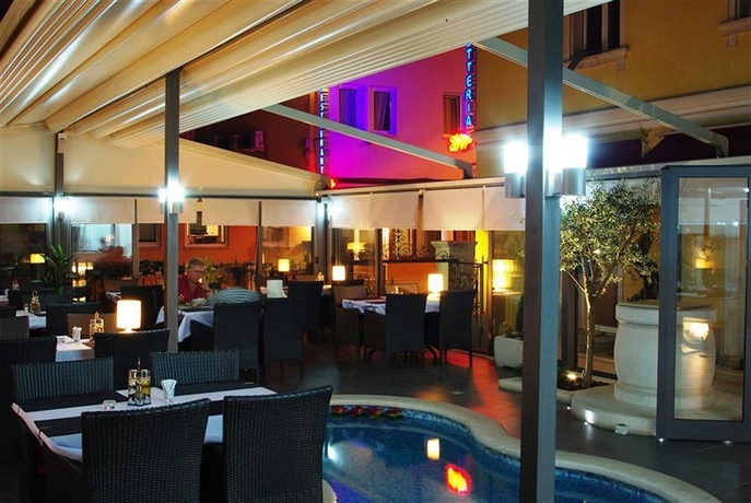 Imagen del bar/restaurante del Hotel Galija. Foto 2