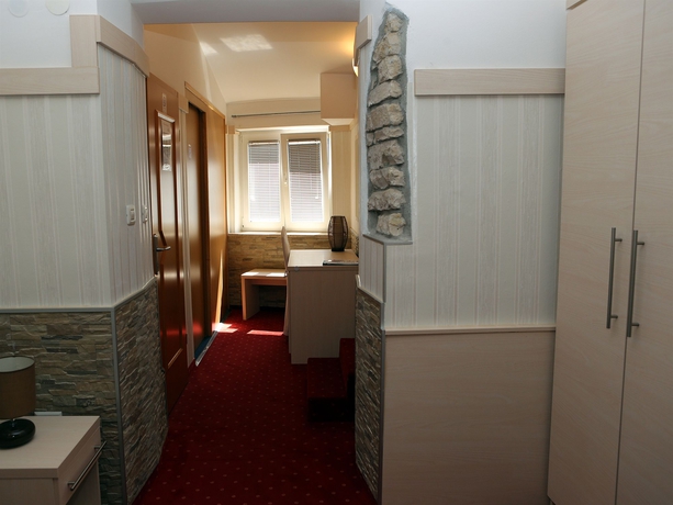 Imagen de los interiores del Hotel Galija. Foto 14