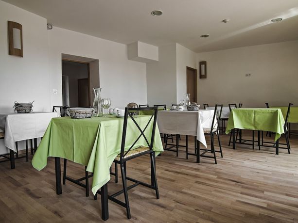 Imagen del bar/restaurante del Hotel Galilee. Foto 8