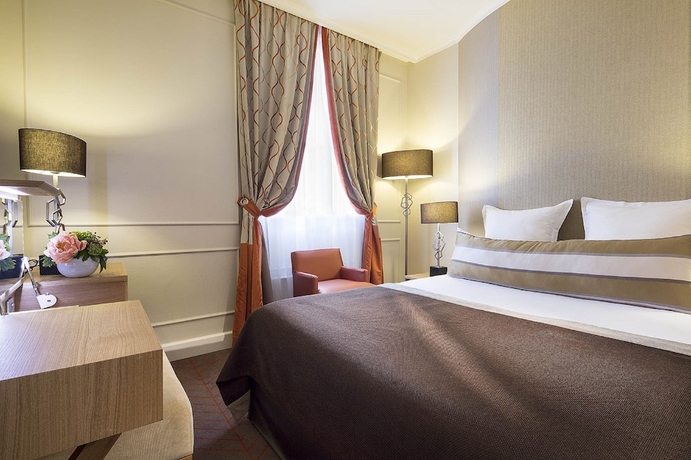 Imagen de la habitación del Hotel Galileo, Arco del Triunfo-El&iacute;seo. Foto 9