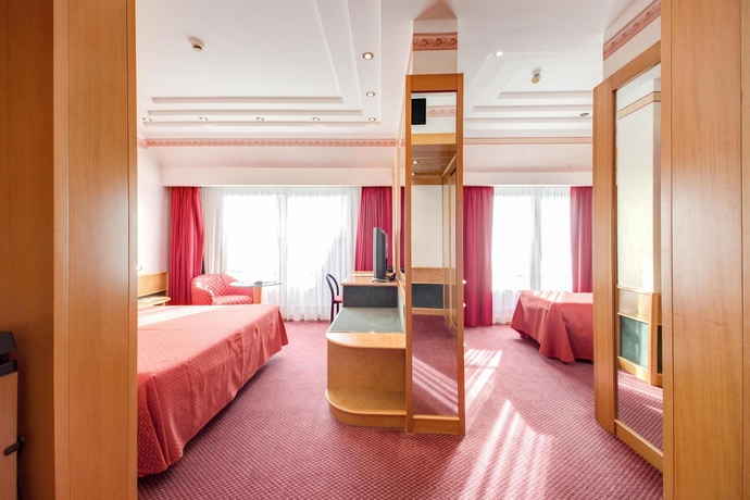 Imagen de la habitación del Hotel Galileo, Milán. Foto 5