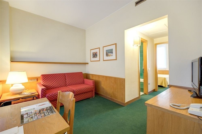 Imagen de los interiores del Hotel Galileo, Milán. Foto 15