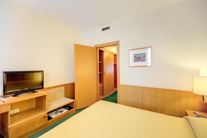 Imagen de la habitación del Hotel Galileo, Milán. Foto 13