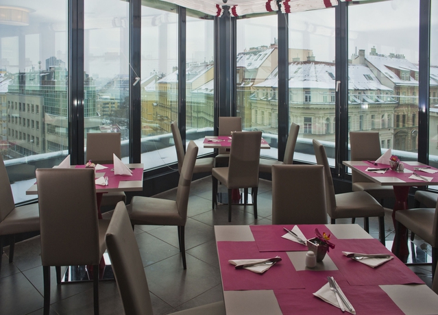 Imagen del bar/restaurante del Hotel Galileo Prague. Foto 4