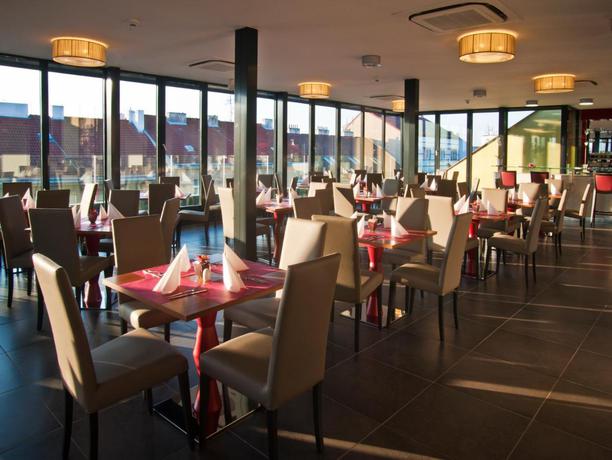 Imagen del bar/restaurante del Hotel Galileo Prague. Foto 6