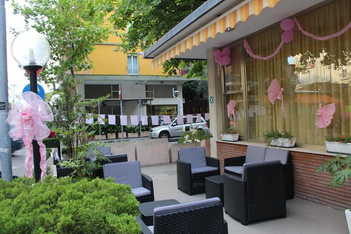 Imagen de los exteriores del Hotel Galileo, Rimini. Foto 9