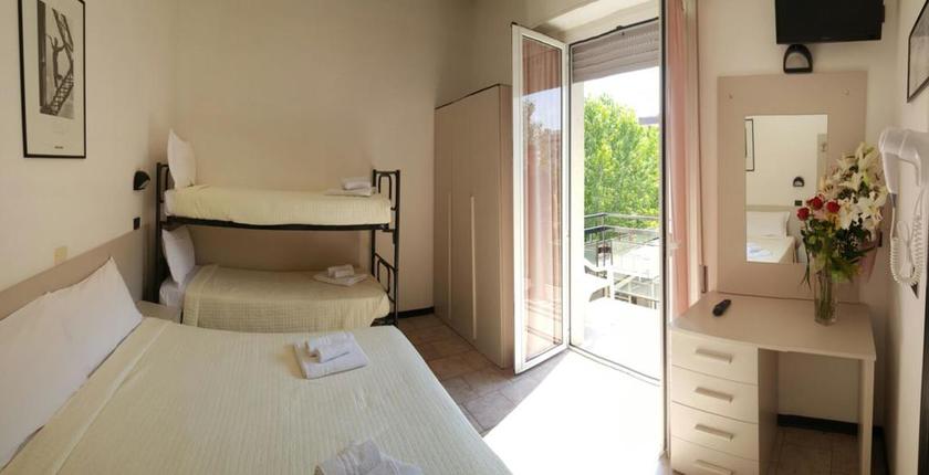 Imagen de la habitación del Hotel Galileo, Rimini. Foto 7