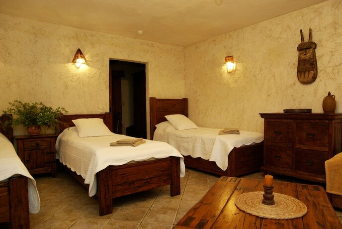 Imagen general del Hotel Galindia Refugia. Foto 10