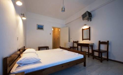 Imagen de la habitación del Hotel Galini. Foto 6
