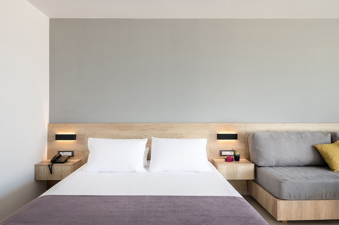 Imagen de la habitación del Hotel Galini Palace Resort. Foto 16