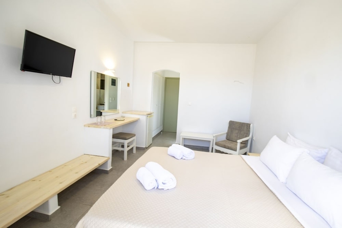 Imagen de la habitación del Hotel Galini Sifnos. Foto 5