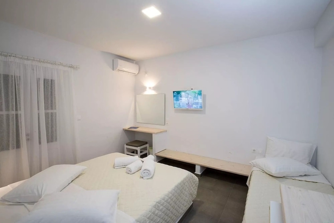 Imagen de la habitación del Hotel Galini Sifnos. Foto 9