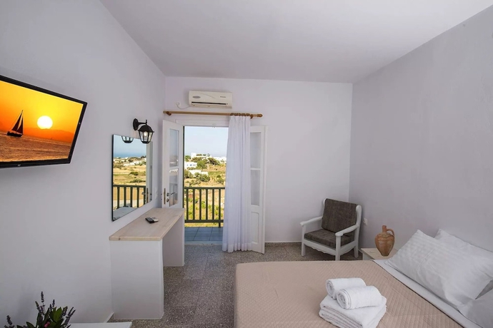 Imagen de la habitación del Hotel Galini Sifnos. Foto 10