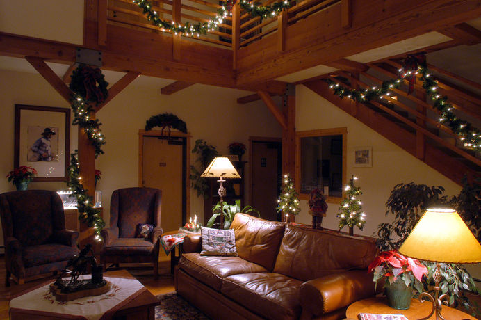 Imagen de los exteriores del Hotel Gallatin River Lodge. Foto 12