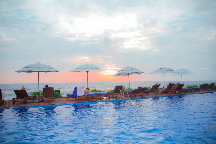 Imagen de los exteriores del Hotel Galle Face. Foto 13