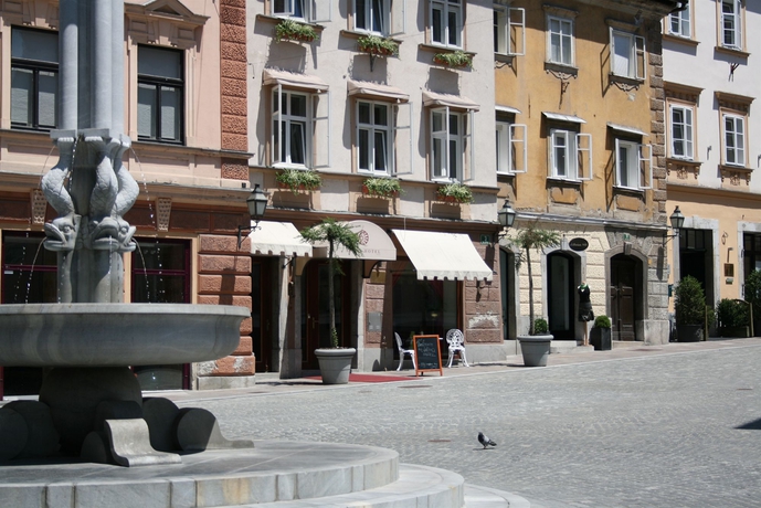 Imagen de los exteriores del Hotel Galleria, Ljubljana. Foto 6