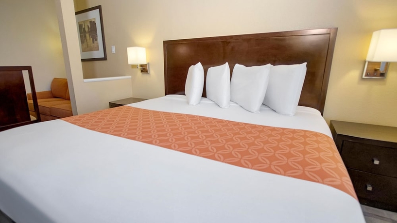 Imagen de la habitación del Hotel Galleria Palms. Foto 11