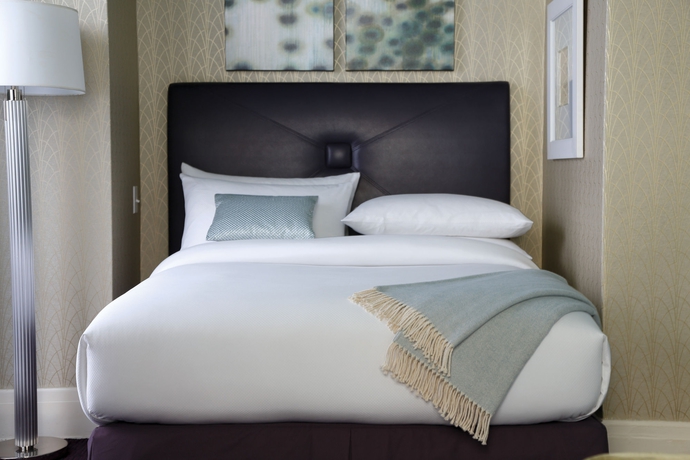 Imagen de la habitación del Hotel Galleria Park. Foto 8