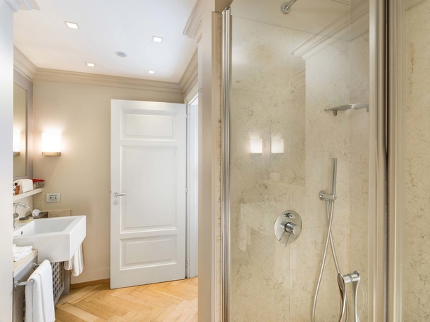 Imagen de la habitación del Hotel Galleria Vik Milano. Foto 10