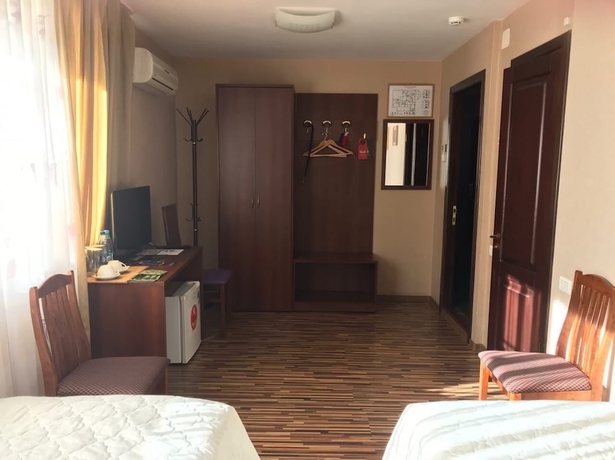 Imagen de la habitación del Hotel Gallery, Astrac&aacute;n. Foto 11