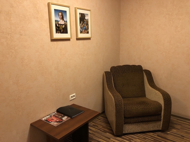 Imagen de la habitación del Hotel Gallery, Astrac&aacute;n. Foto 14