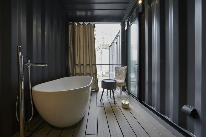 Imagen general del Hotel Gallery Distortion 9. Foto 15