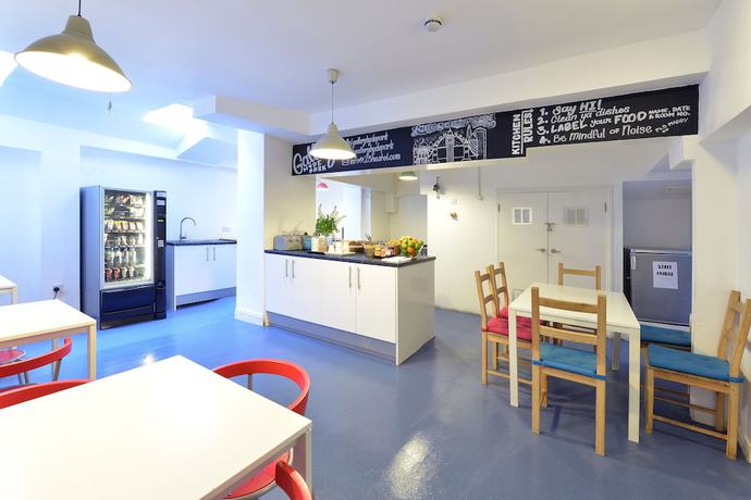 Imagen del bar/restaurante del Hotel Gallery Hyde Park Hostel. Foto 3
