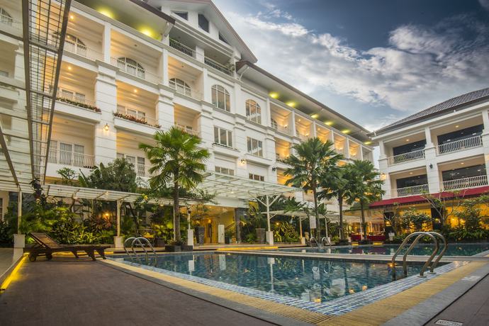 Imagen de la piscina del Hotel Gallery Prawirotaman. Foto 11