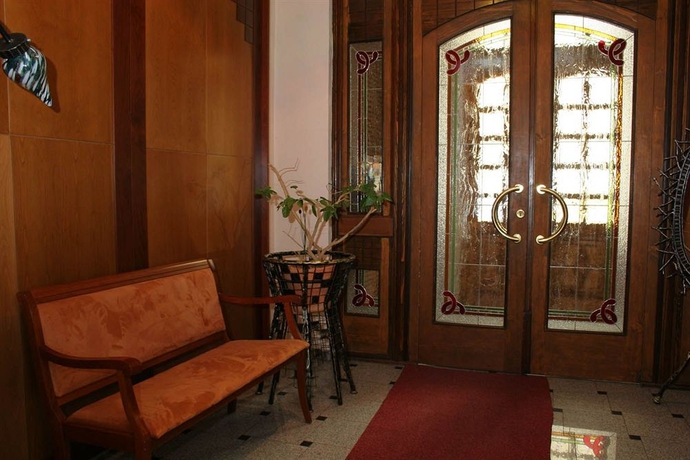 Imagen de los interiores del Hotel Gallery Sis. Foto 6