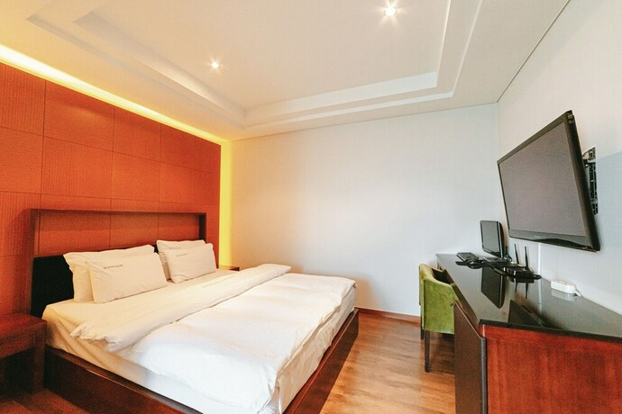 Imagen de la habitación del Hotel Gallery, Tongyeong. Foto 20