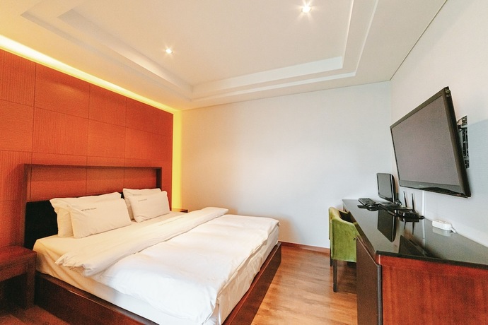 Imagen de la habitación del Hotel Gallery, Tongyeong. Foto 27