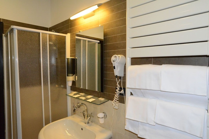 Imagen de la habitación del Hotel Galles, Génova. Foto 4