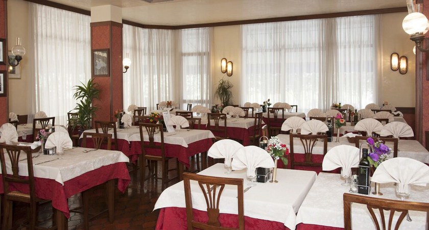Imagen del bar/restaurante del Hotel Galles, Lido Di Jesolo. Foto 4