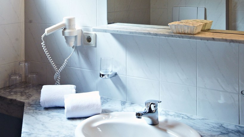 Imagen de la habitación del Hotel Gallia, Stilfs - Stelvio. Foto 9