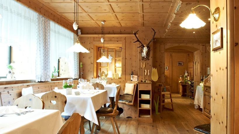 Imagen del bar/restaurante del Hotel Gallia, Stilfs - Stelvio. Foto 7