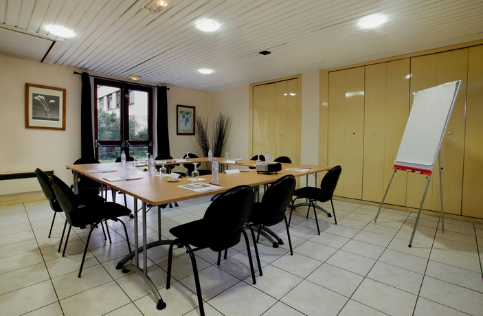 Imagen de los interiores del Hotel Gallieni. Foto 15