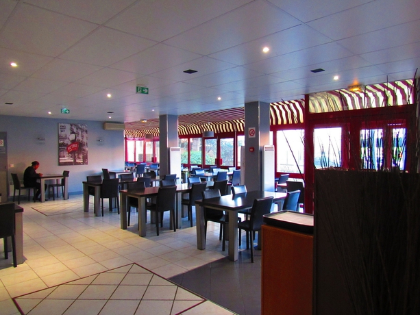 Imagen del bar/restaurante del Hotel Gallieni. Foto 8