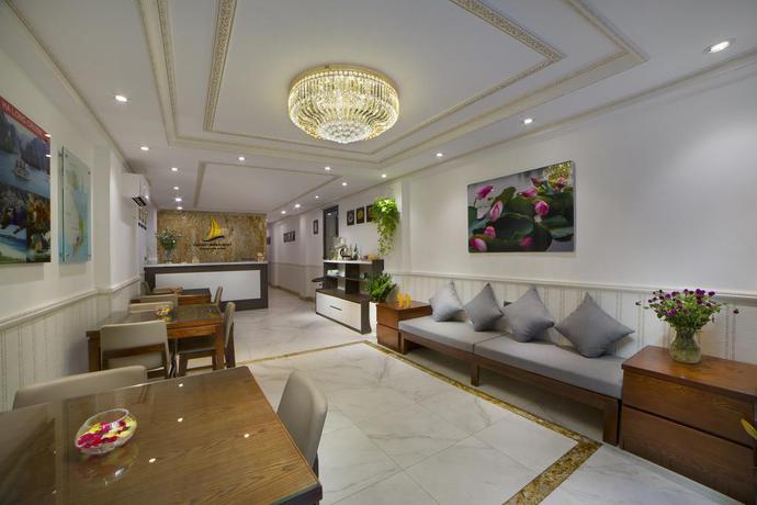 Imagen de los interiores del Hotel Galliot Central. Foto 18