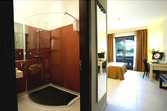 Imagen de la habitación del Hotel Gallipoli Resort. Foto 7