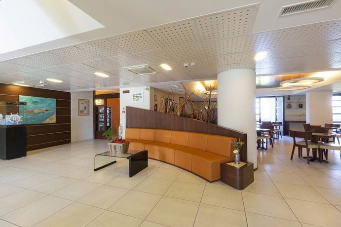 Imagen de los interiores del Hotel Gallipoli Resort. Foto 11