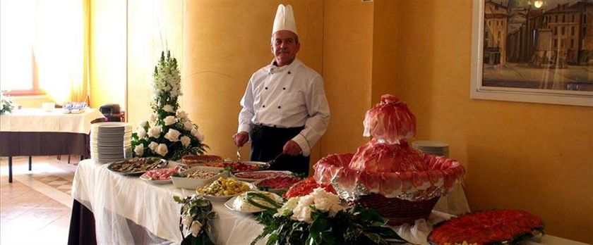 Imagen del bar/restaurante del Hotel Gallo, Gardola. Foto 1