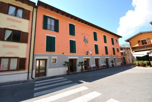 Imagen general del Hotel Gallo, Gardola. Foto 3