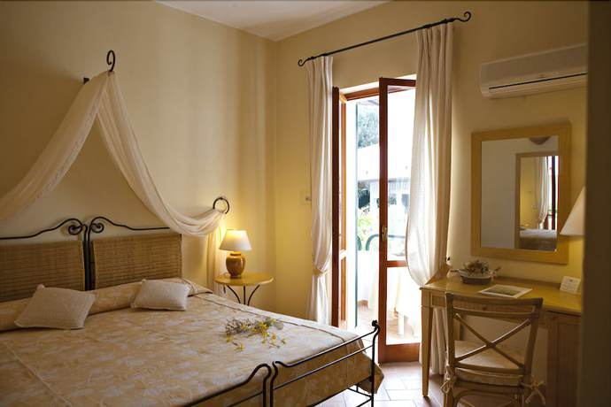 Imagen de la habitación del Hotel Gallo Nero. Foto 10