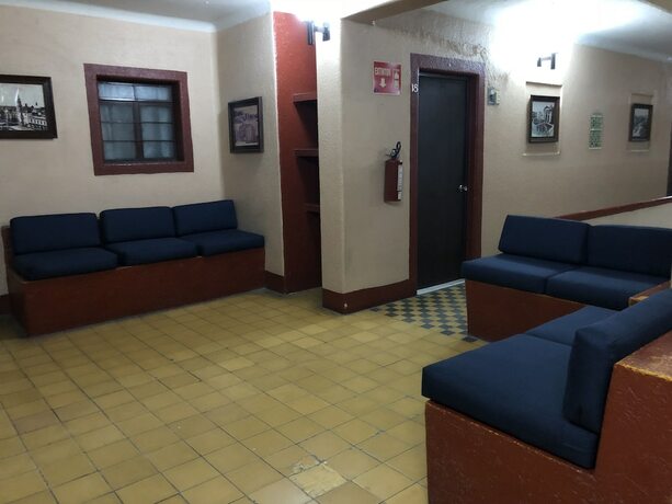Imagen de la habitación del Hotel Gallo Rubio. Foto 26